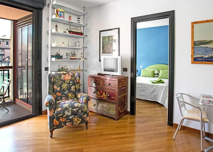 アパート Sull'acqua Del Porto Antico