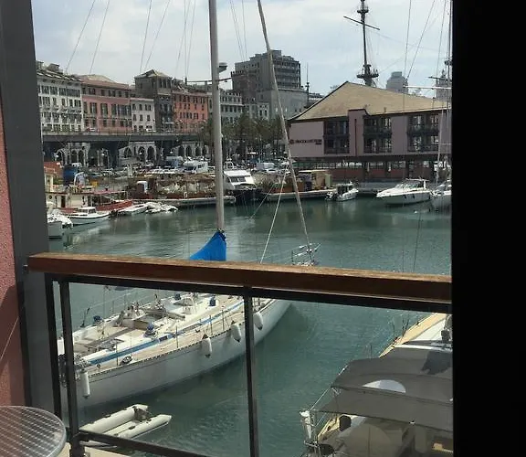 Sull'acqua Del Porto Antico Apartmán